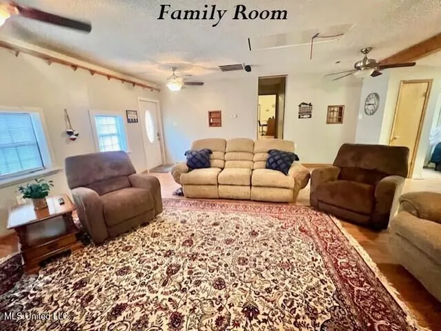 $179,900 | 1810 County Road 170, Oakland, MS 38948