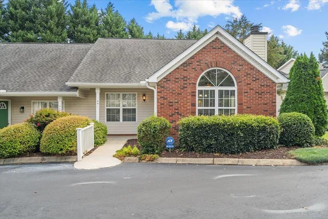 $235,000 | 44 Bailess Court, Greer, SC 29650