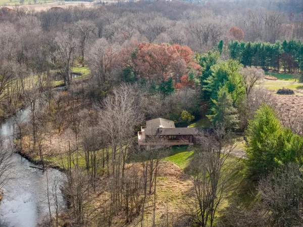$535,000 | 12815 Wilbur Road, Clinton, MI 49236