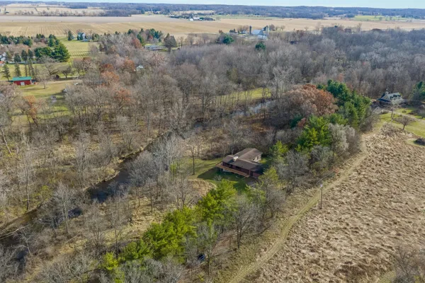 $535,000 | 12815 Wilbur Road, Clinton, MI 49236