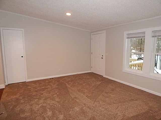 130 Redwood Road Loudon, NH 03307 - Photo 6 of 11 Gallery Image 6