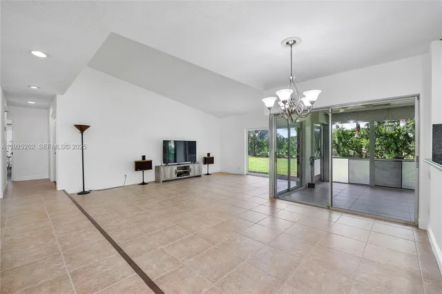 $629,900 | 5667 North Cameo Drive, Boca Raton, FL 33433