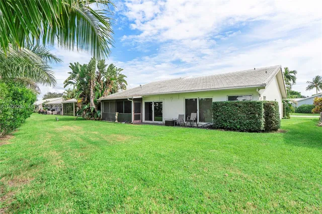 $629,900 | 5667 North Cameo Drive, Boca Raton, FL 33433