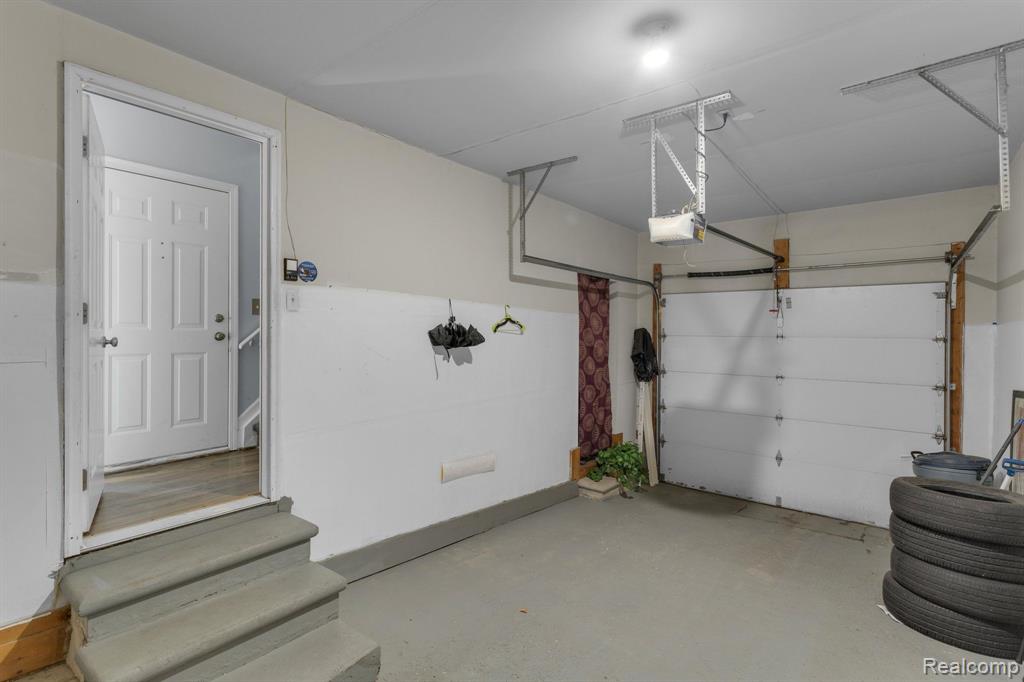 70 Meadow Wood Drive Rochester, MI 48307 - Photo 24 of 25