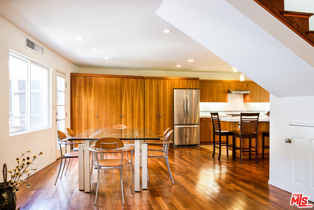 907 Las Pulgas Road Pacific Palisades, CA 90272 - Photo 12 of 39