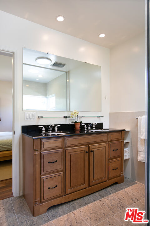 907 Las Pulgas Road Pacific Palisades, CA 90272 - Photo 13 of 39