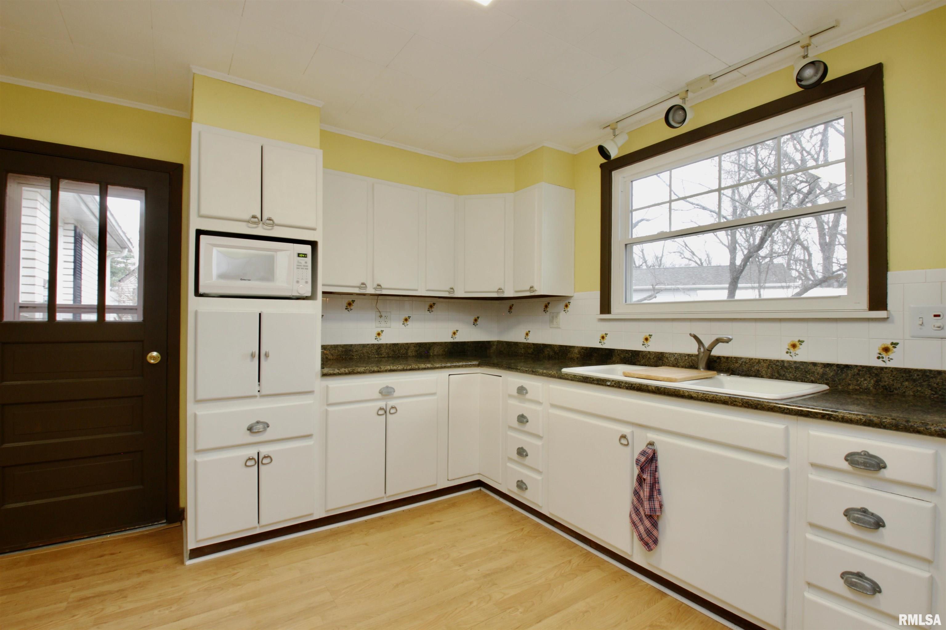 309 Decatur Road Marquette Heights, IL 61554 - Photo 16 of 36 Gallery Image 16
