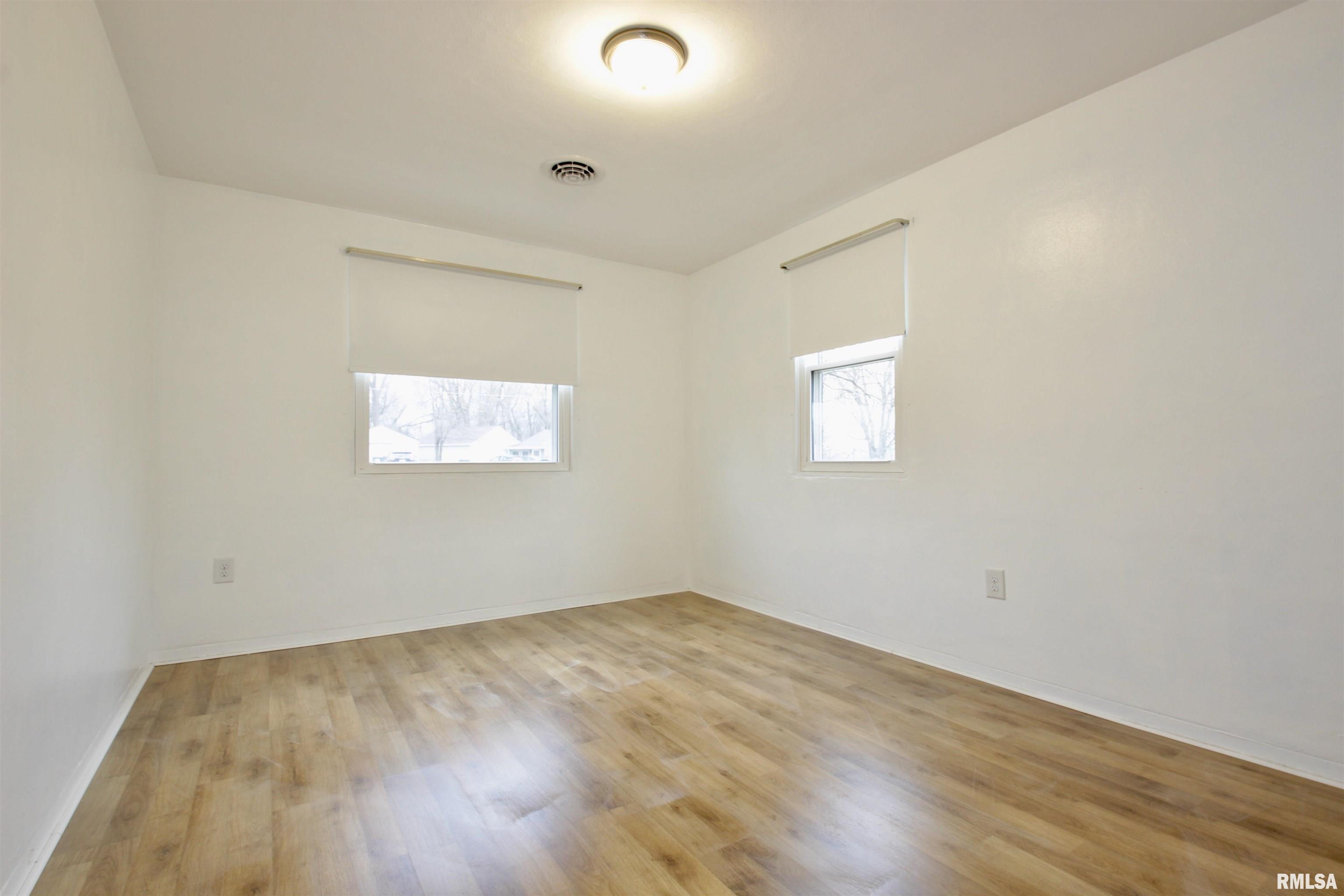 309 Decatur Road Marquette Heights, IL 61554 - Photo 23 of 36 Gallery Image 23