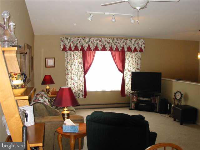 10 Raspberry Drive Mechanicsburg, PA 17050 - Photo 4 of 12 Gallery Image 4