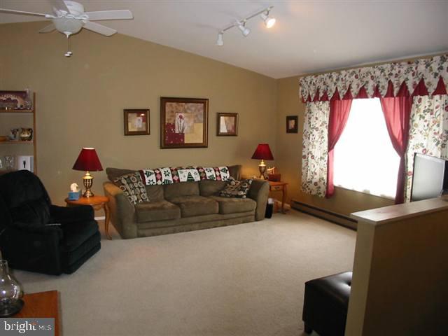 10 Raspberry Drive Mechanicsburg, PA 17050 - Photo 5 of 12 Gallery Image 5