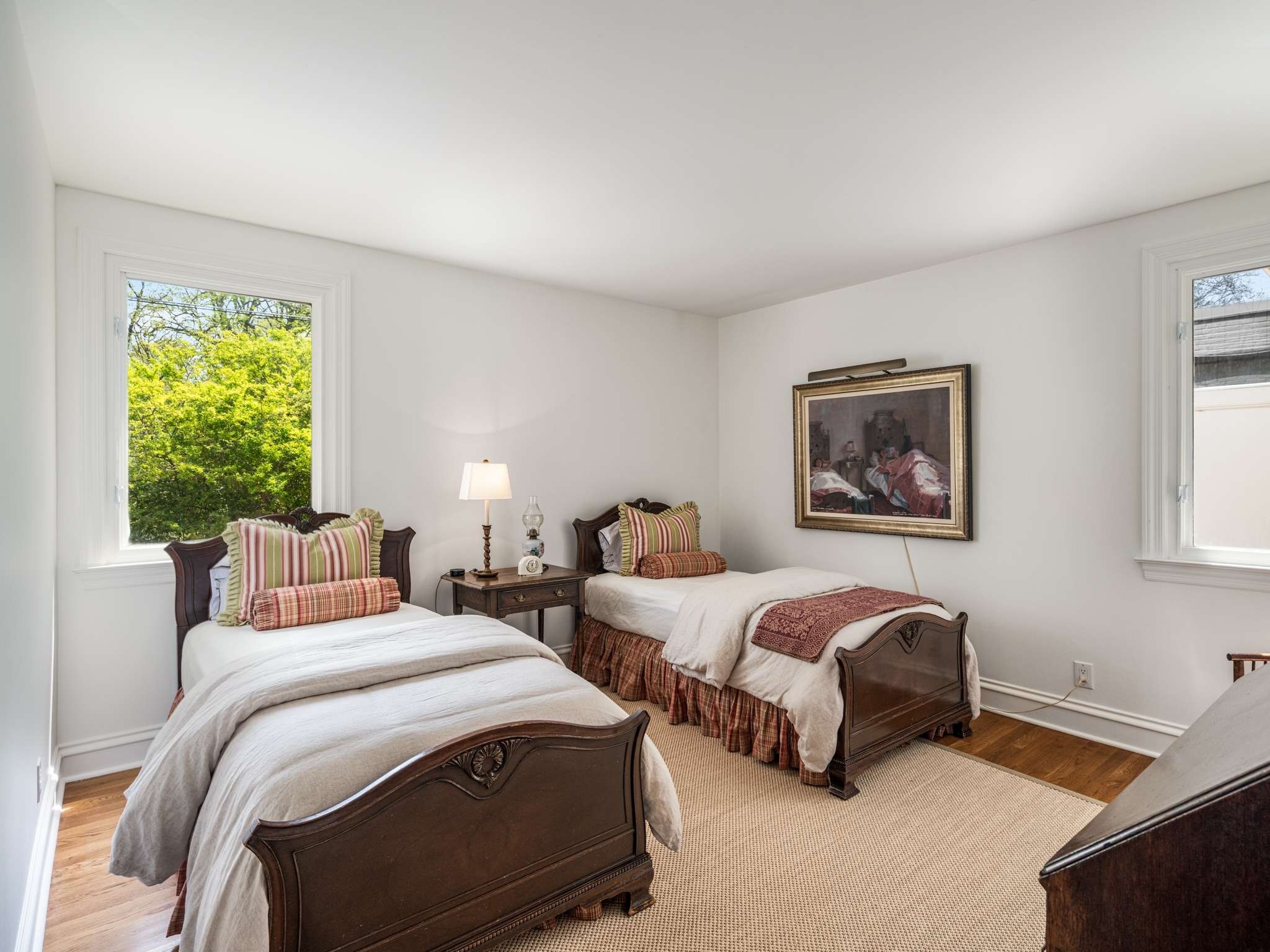 305 Davidson Road Nashville, TN 37205 - Photo 34 of 73 a bedroom with two beds and a window