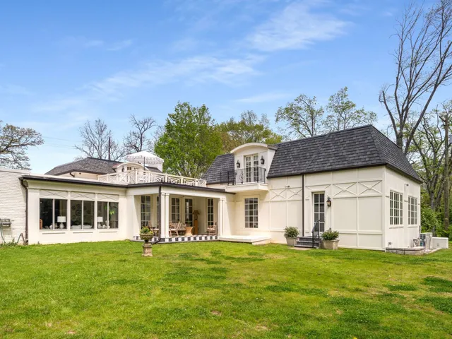 $3,995,000 | 305 Davidson Road, Nashville, TN 37205