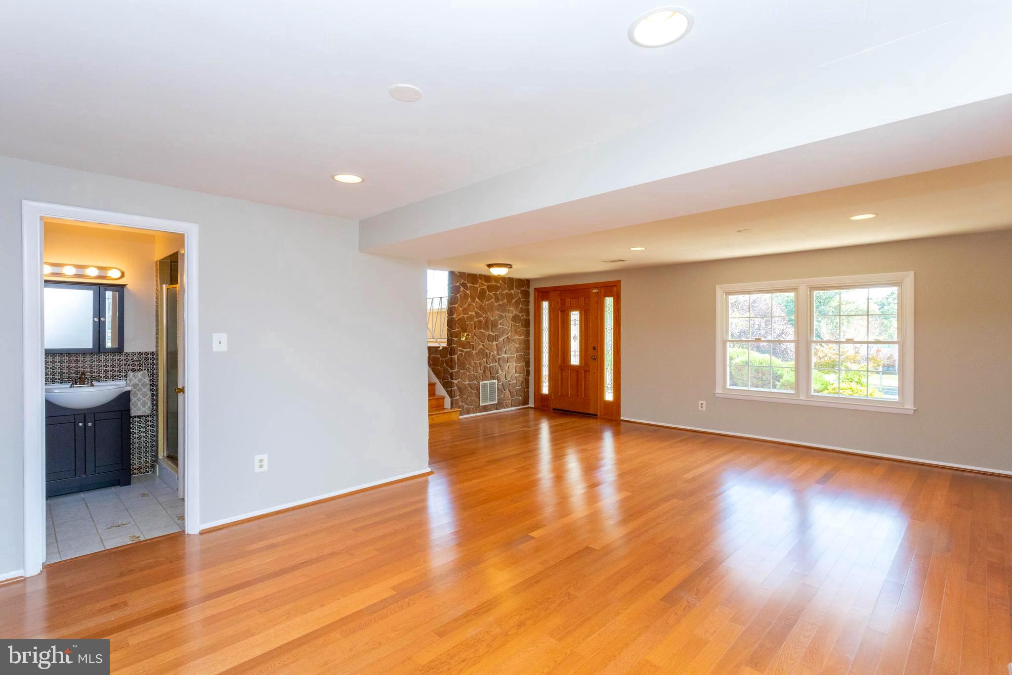 1622 Weyburn Road Baltimore, MD 21237 - Photo 12 of 45 Recess Lighting and gleaming Floors