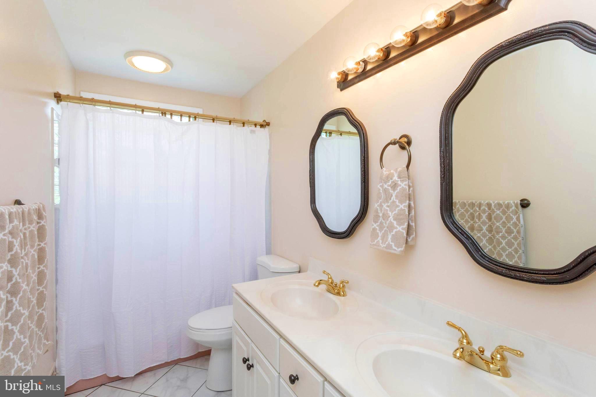 1622 Weyburn Road Baltimore, MD 21237 - Photo 23 of 45 Hall Bathroom on the Upper Level