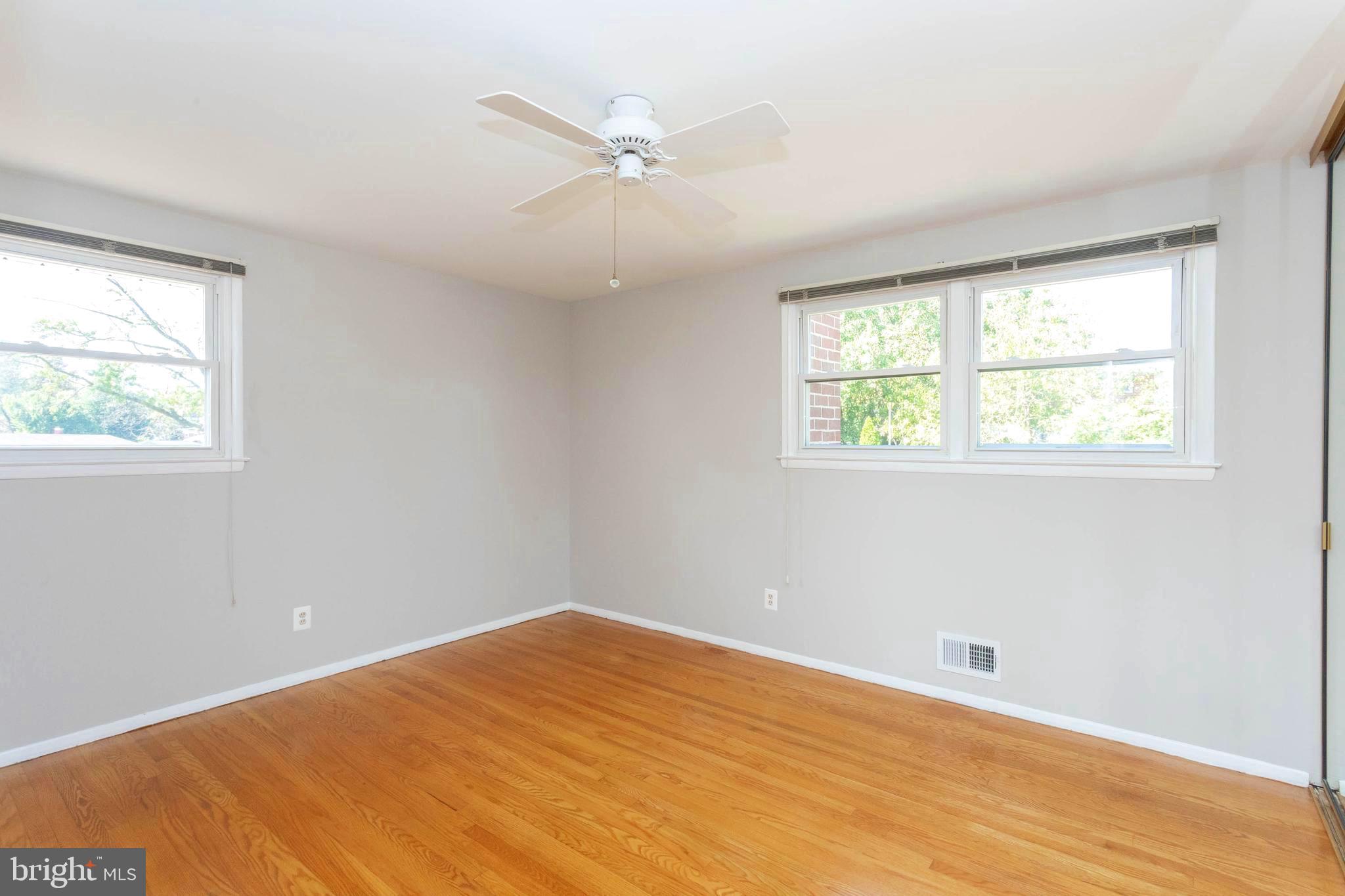 1622 Weyburn Road Baltimore, MD 21237 - Photo 26 of 45 Bedroom 2 with lots of natural light