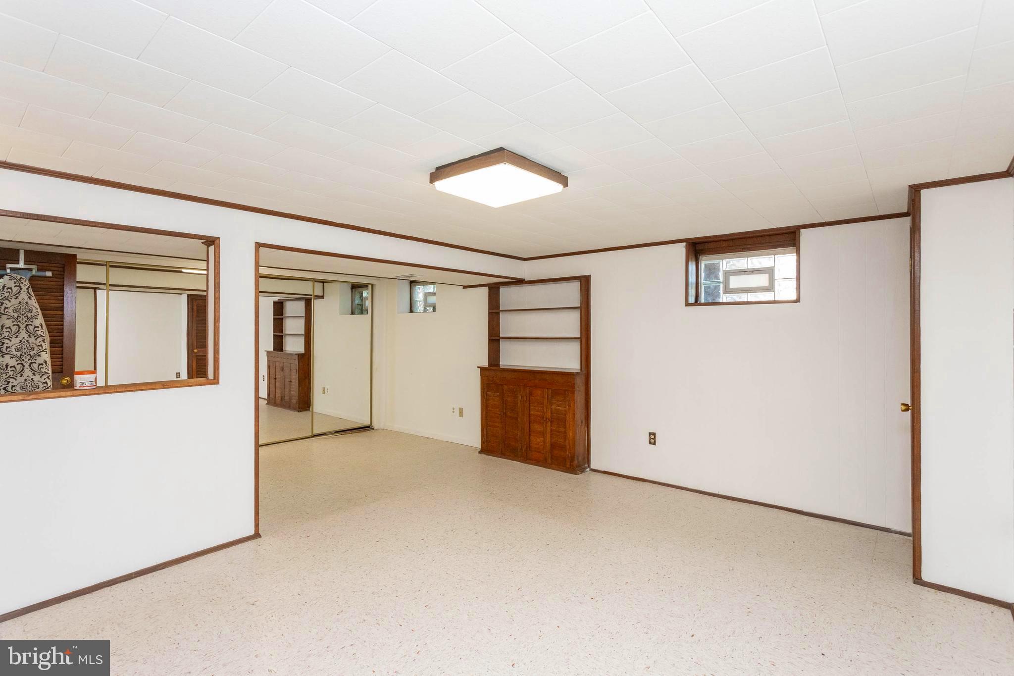 1622 Weyburn Road Baltimore, MD 21237 - Photo 31 of 45 Lower Level area for extra area