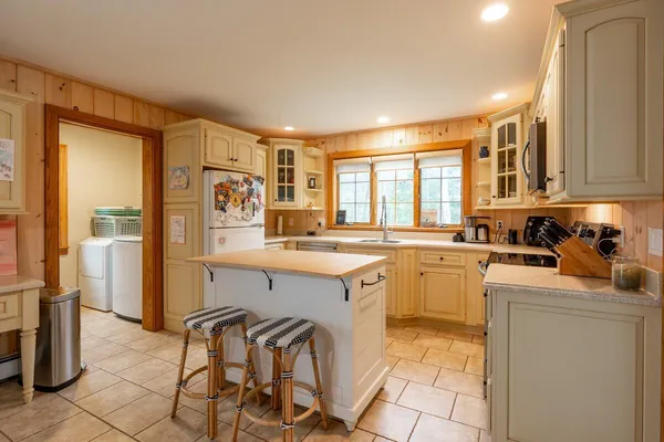 $875,000 | 55 Pinkham Road, Bristol, ME 04554