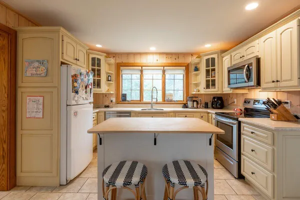 $875,000 | 55 Pinkham Road, Bristol, ME 04554