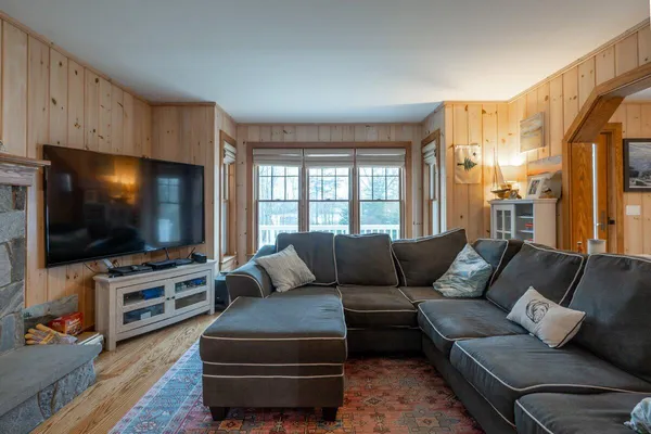 $875,000 | 55 Pinkham Road, Bristol, ME 04554