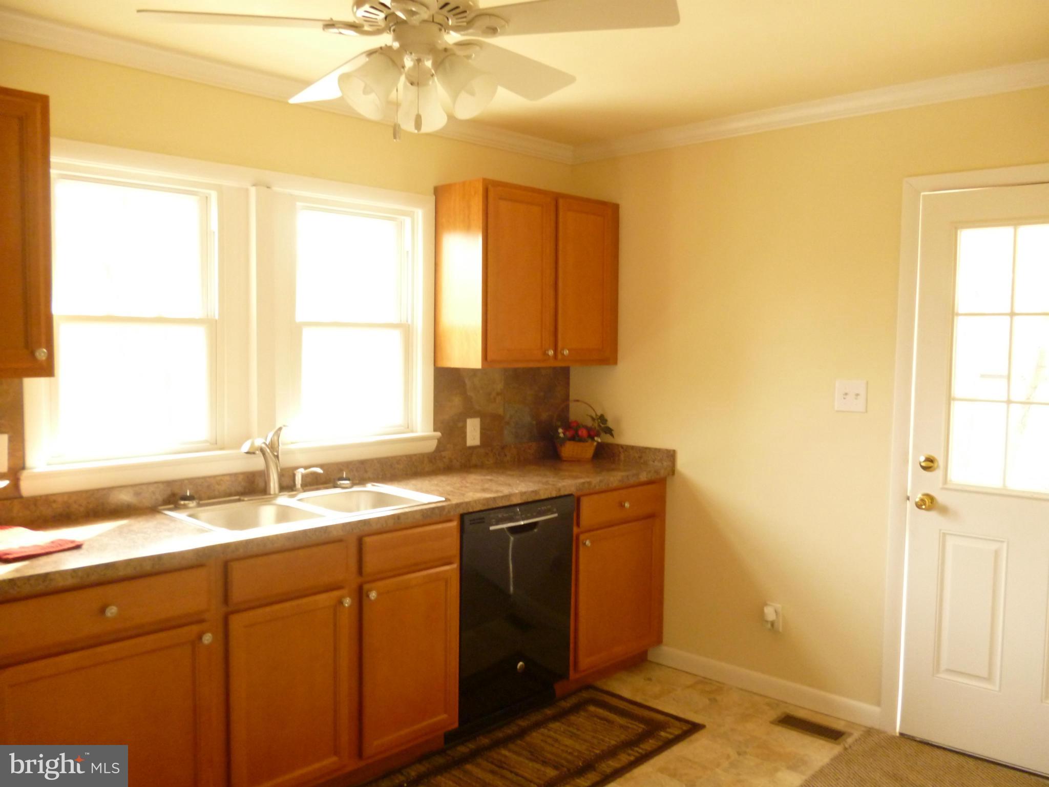 423 Ritter Road White Post, VA 22663 - Photo 4 of 20 Kitchen