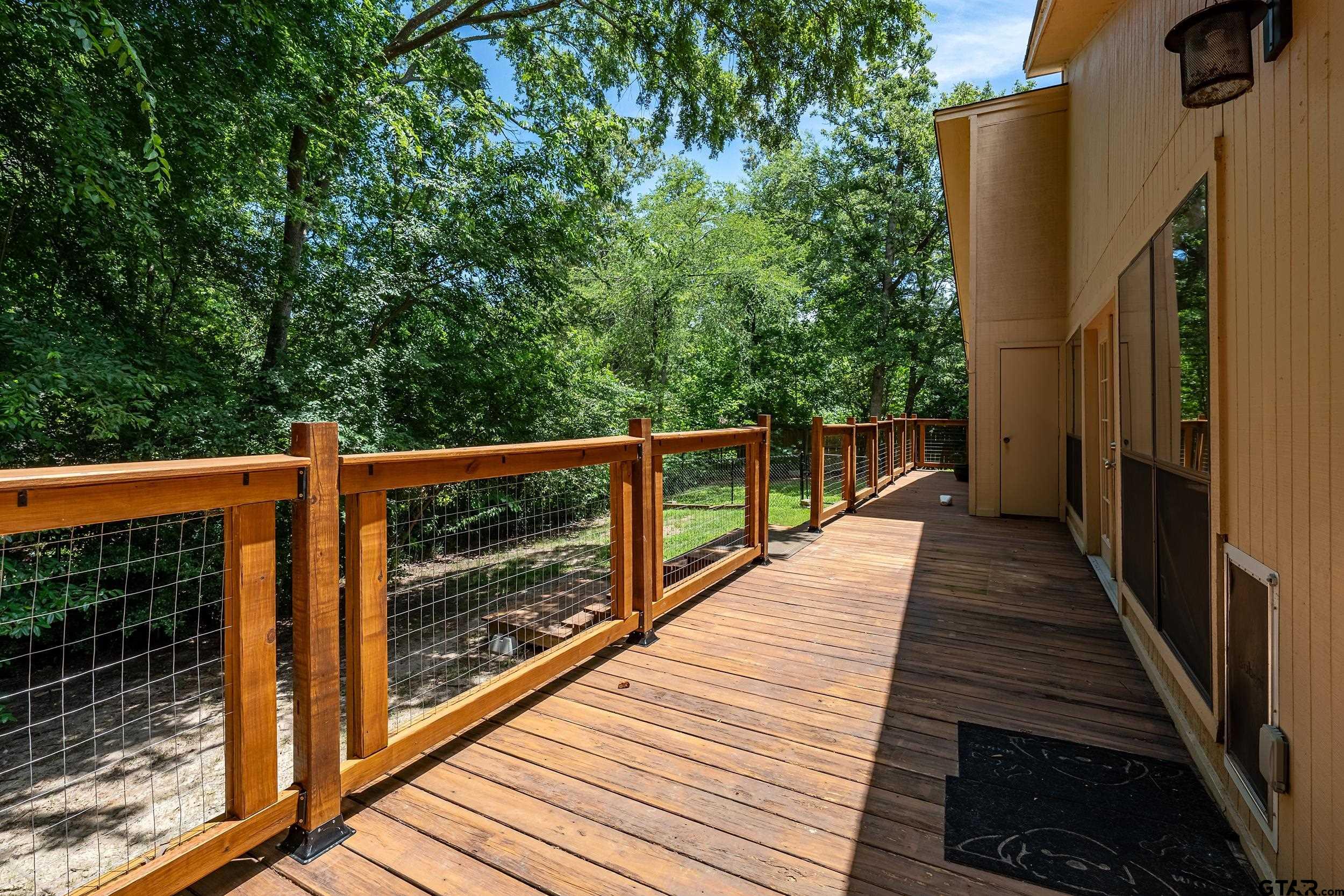 607 Northgate Road Hideaway, TX 75771 - Photo 2 of 35