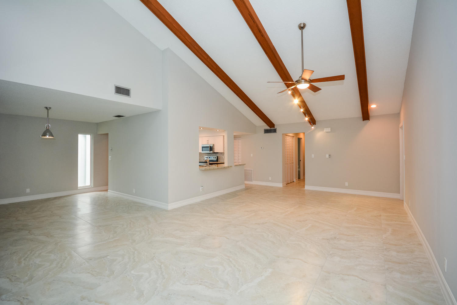 6125 Old Court Road, Unit 234 Boca Raton, FL 33433 - Photo 4 of 35 6125 Old Court Rd Boca Raton-large-028-0