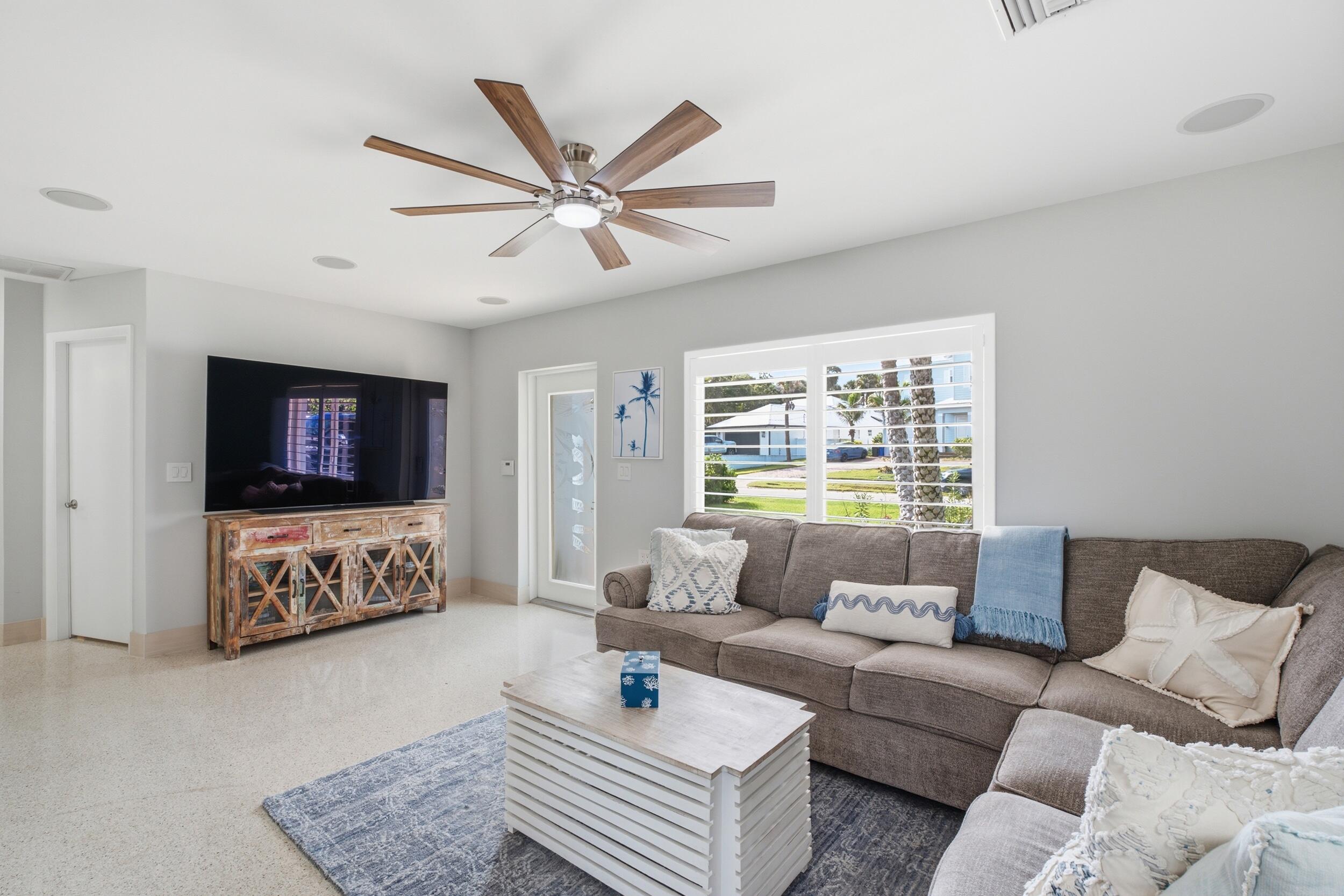 1719 Southwest Dyer Point Road Palm City, FL 34990 - Photo 7 of 44 9_smg01997