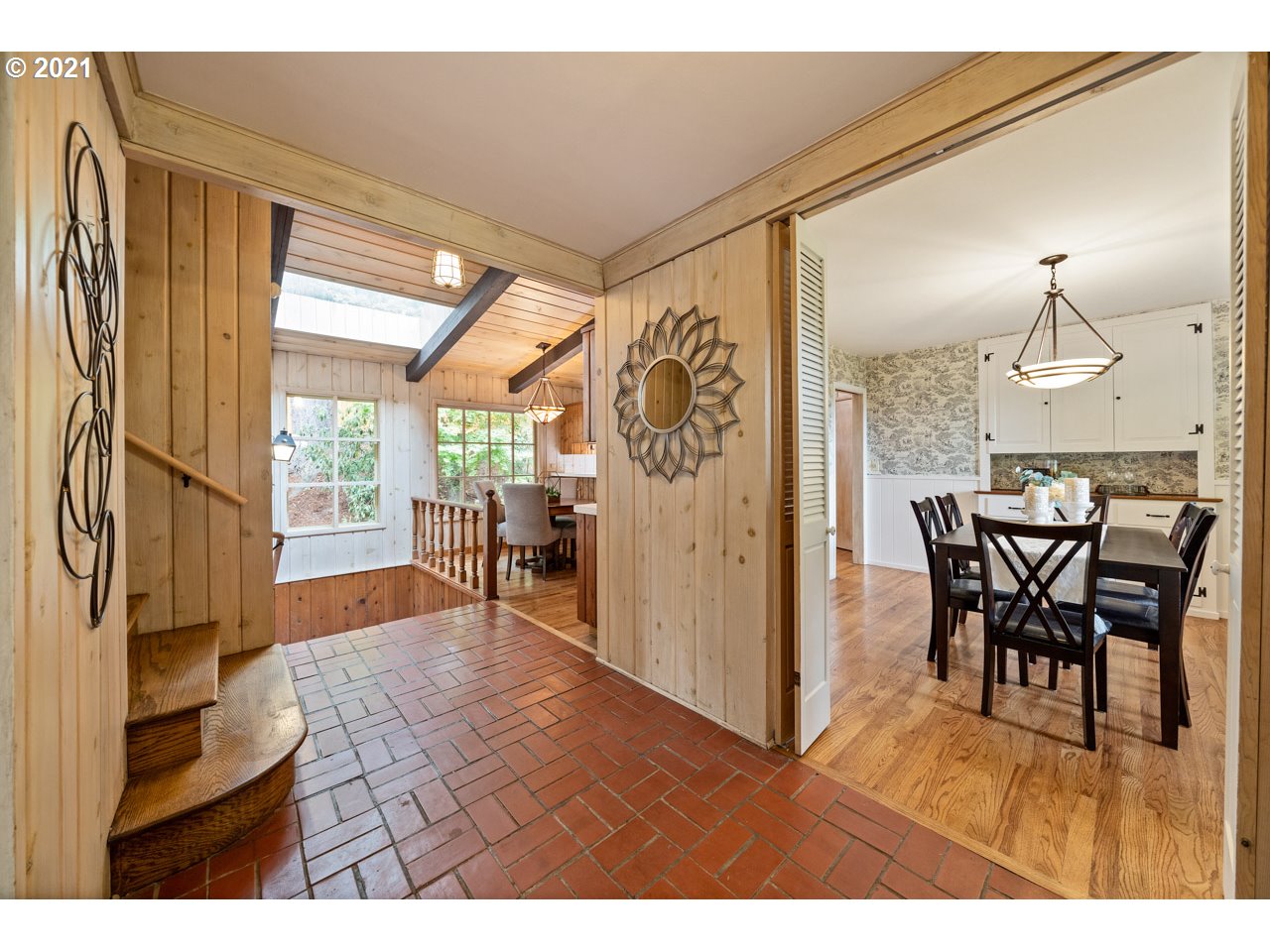 3939 Southwest Altadena Avenue Portland, OR 97239 - Photo 3 of 31 a dining room with furniture and window