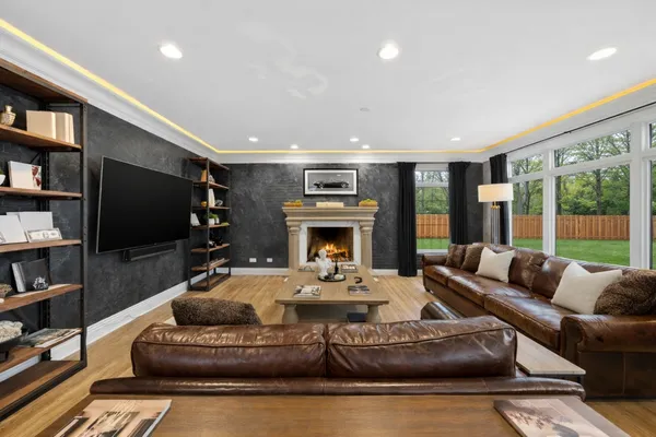 $659,000 | 421 Miner Street, Bensenville, IL 60106