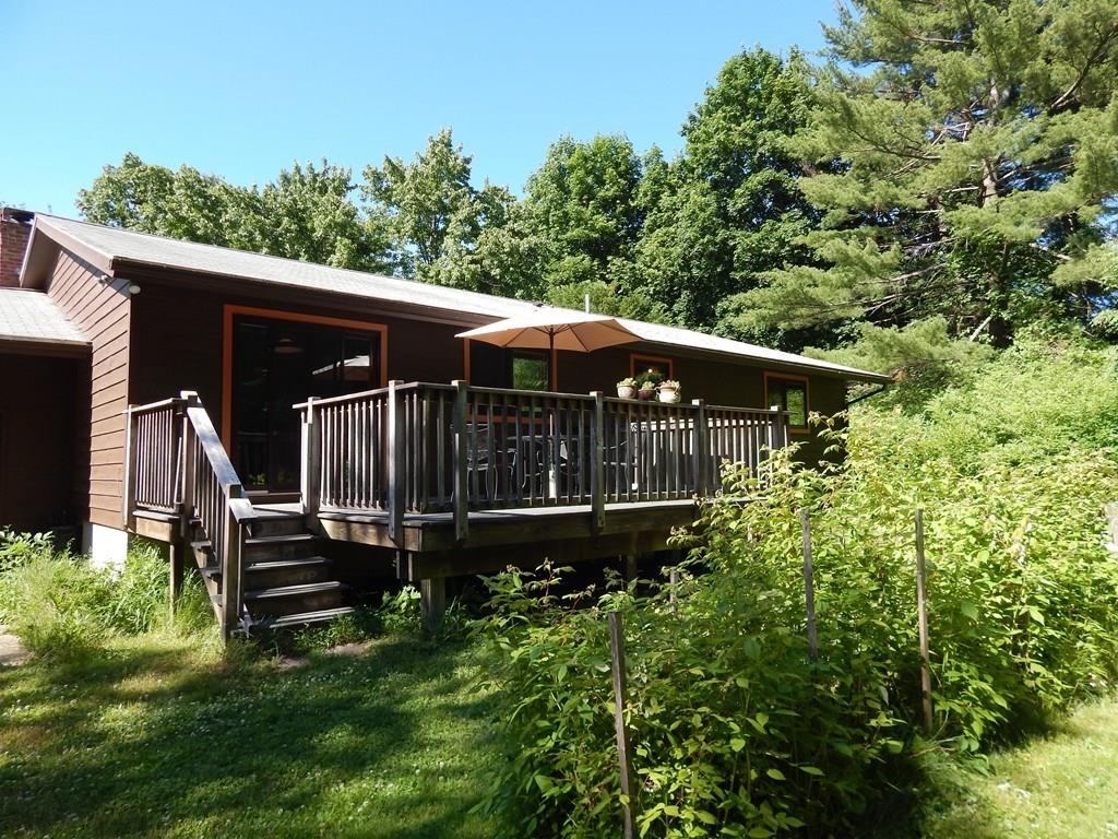 19 Chapel Road Amherst, MA 01002 - Photo 3 of 36