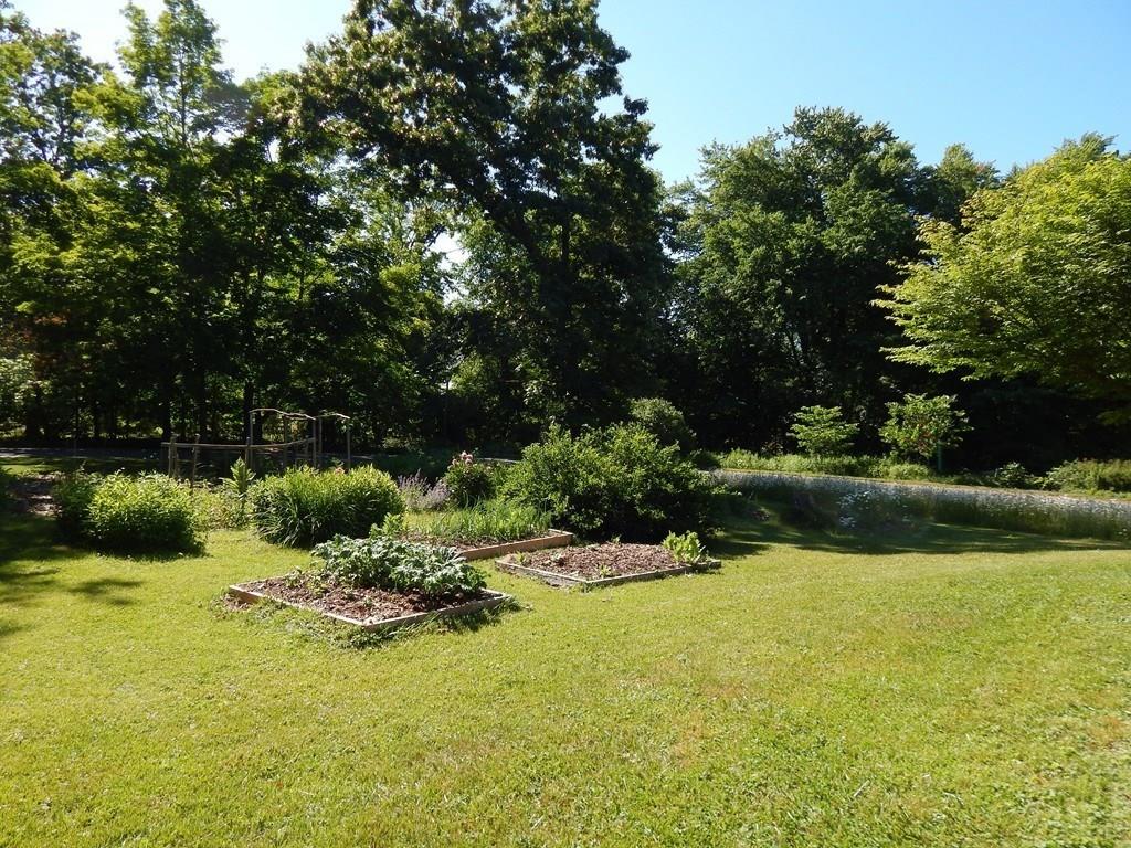 19 Chapel Road Amherst, MA 01002 - Photo 31 of 36
