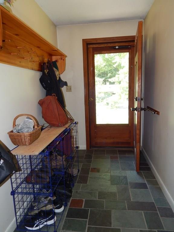 19 Chapel Road Amherst, MA 01002 - Photo 4 of 36