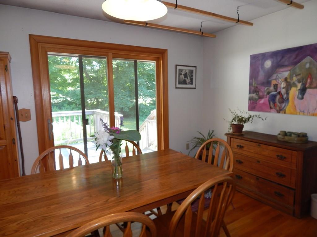 19 Chapel Road Amherst, MA 01002 - Photo 9 of 36