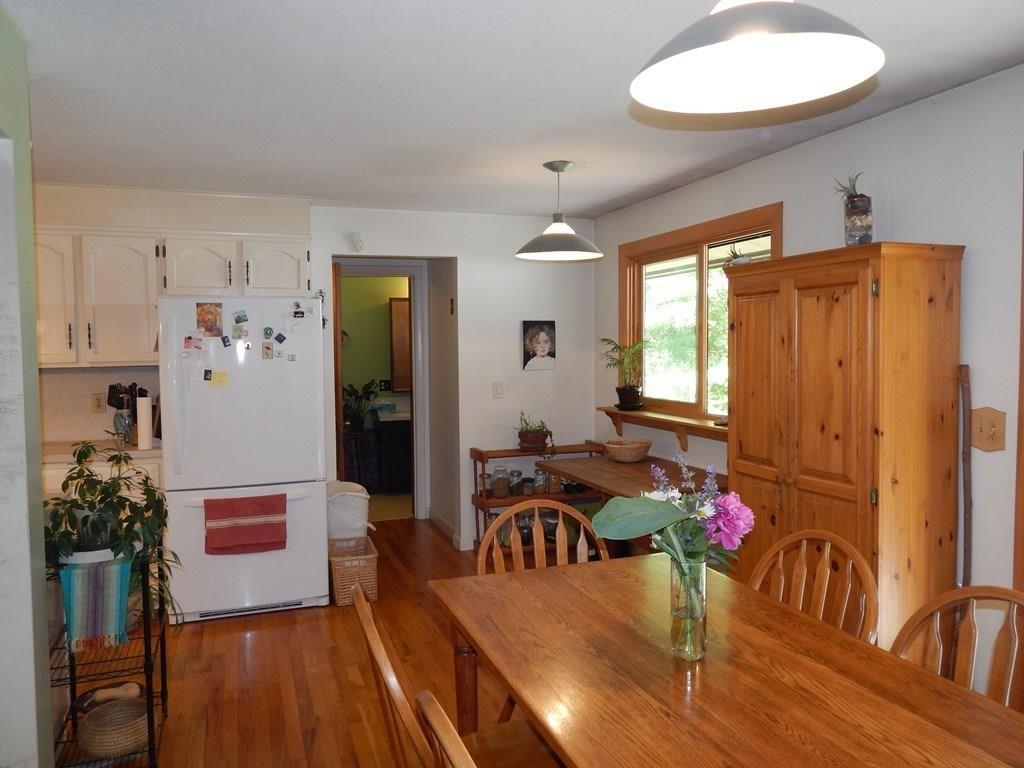 19 Chapel Road Amherst, MA 01002 - Photo 10 of 36