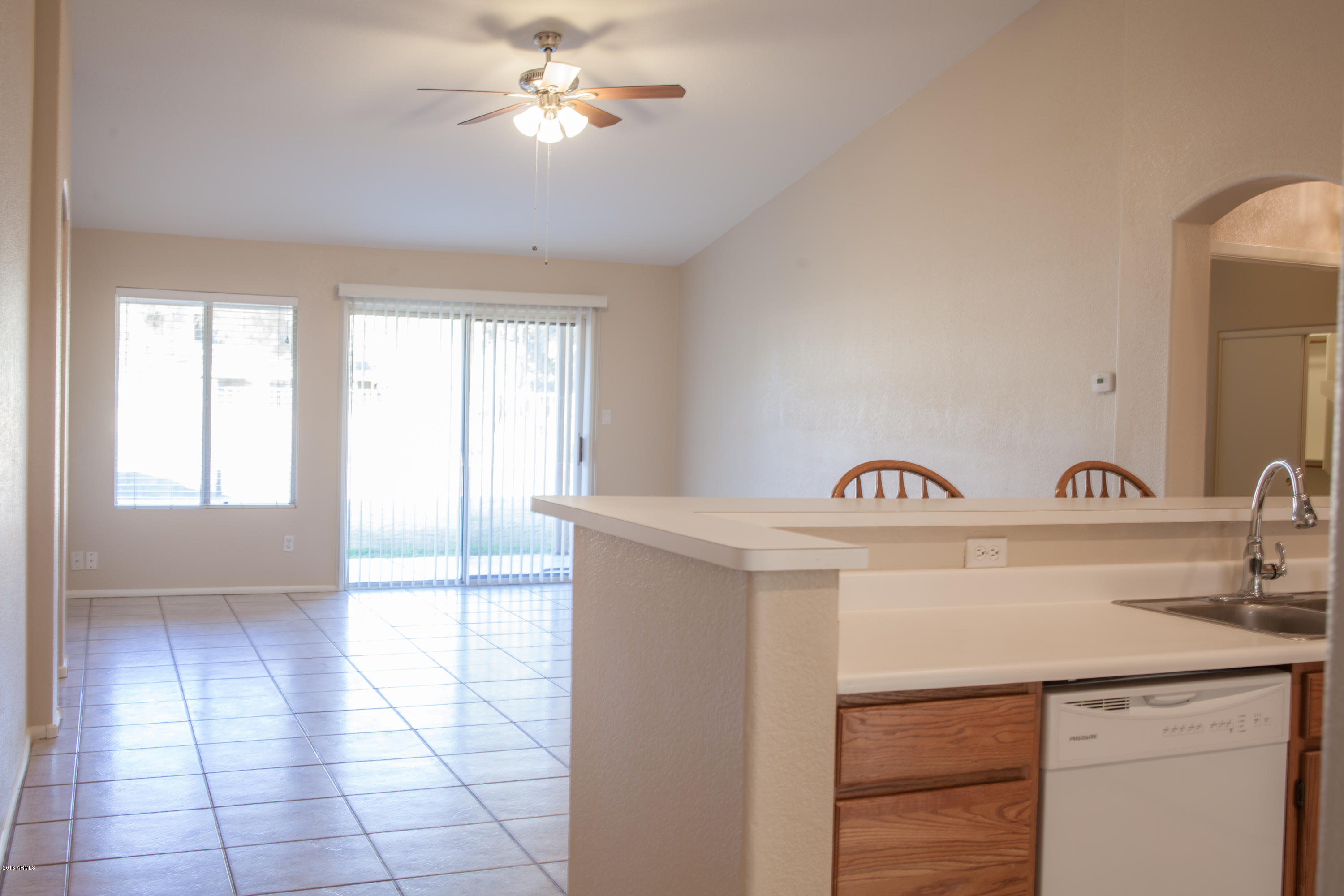342 East Nunneley Road Gilbert, AZ 85296 - Photo 14 of 21 Kitchen Family room