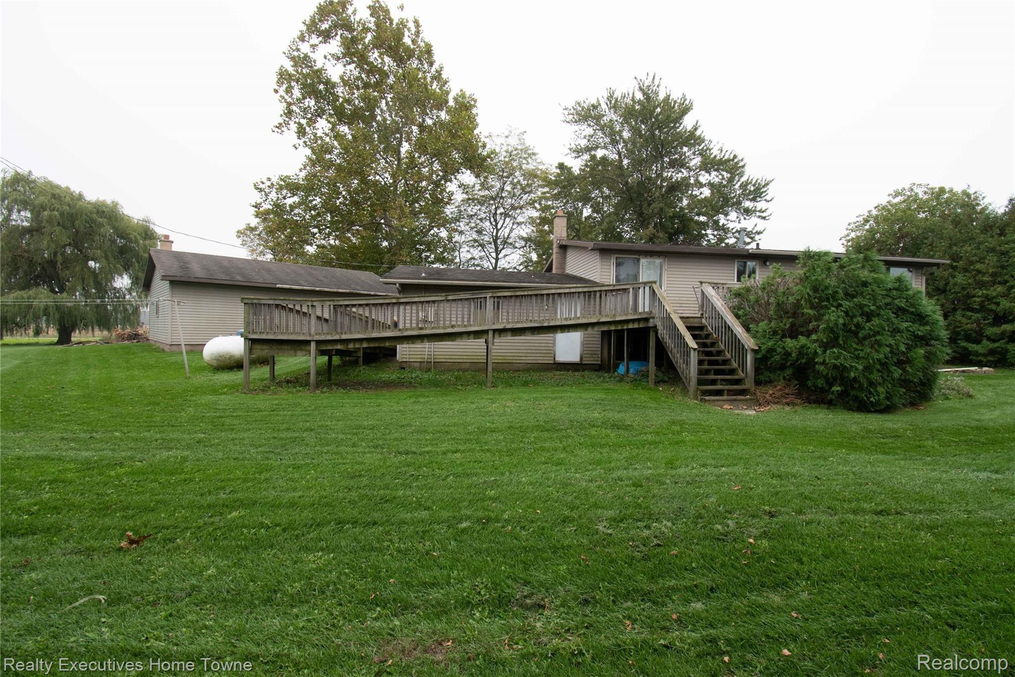5849 Roach Road Croswell, MI 48422 - Photo 4 of 25 View of back of home