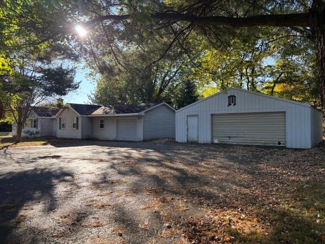 7992 East Pickard Road Mount Pleasant, MI 48858 - Photo 5 of 20 1928908-f7e0cffe-5a0e-4e0d-98cd-862833bb9473.JPG