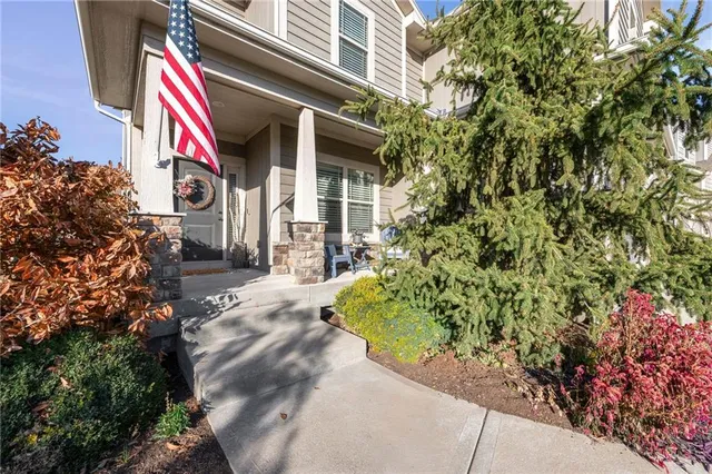 $525,000 | 25240 West 142nd Terrace, Olathe, KS 66061