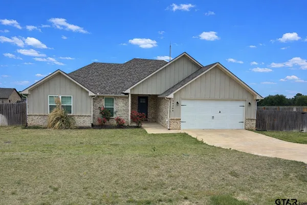 $399,900 | 16208 Tulare, Lindale, TX 75771