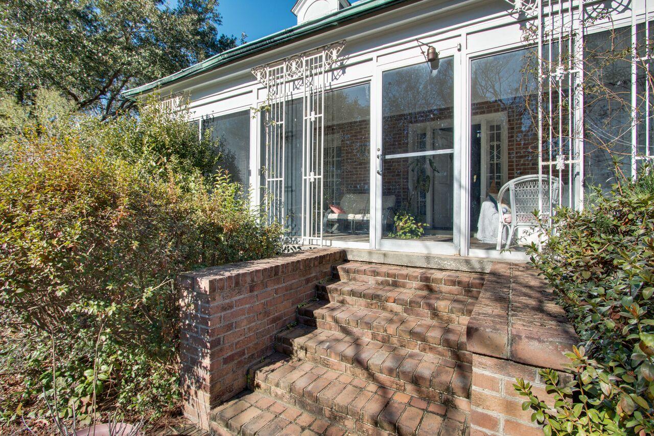 111 Folly Rd Boulevard Charleston, SC 29407 - Photo 5 of 47 4