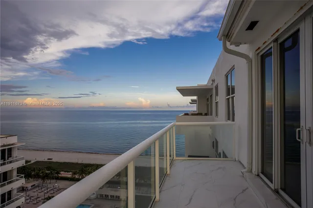 $4,500,000 | 5001 Collins Avenue, Unit PH1, Miami Beach, FL 33140