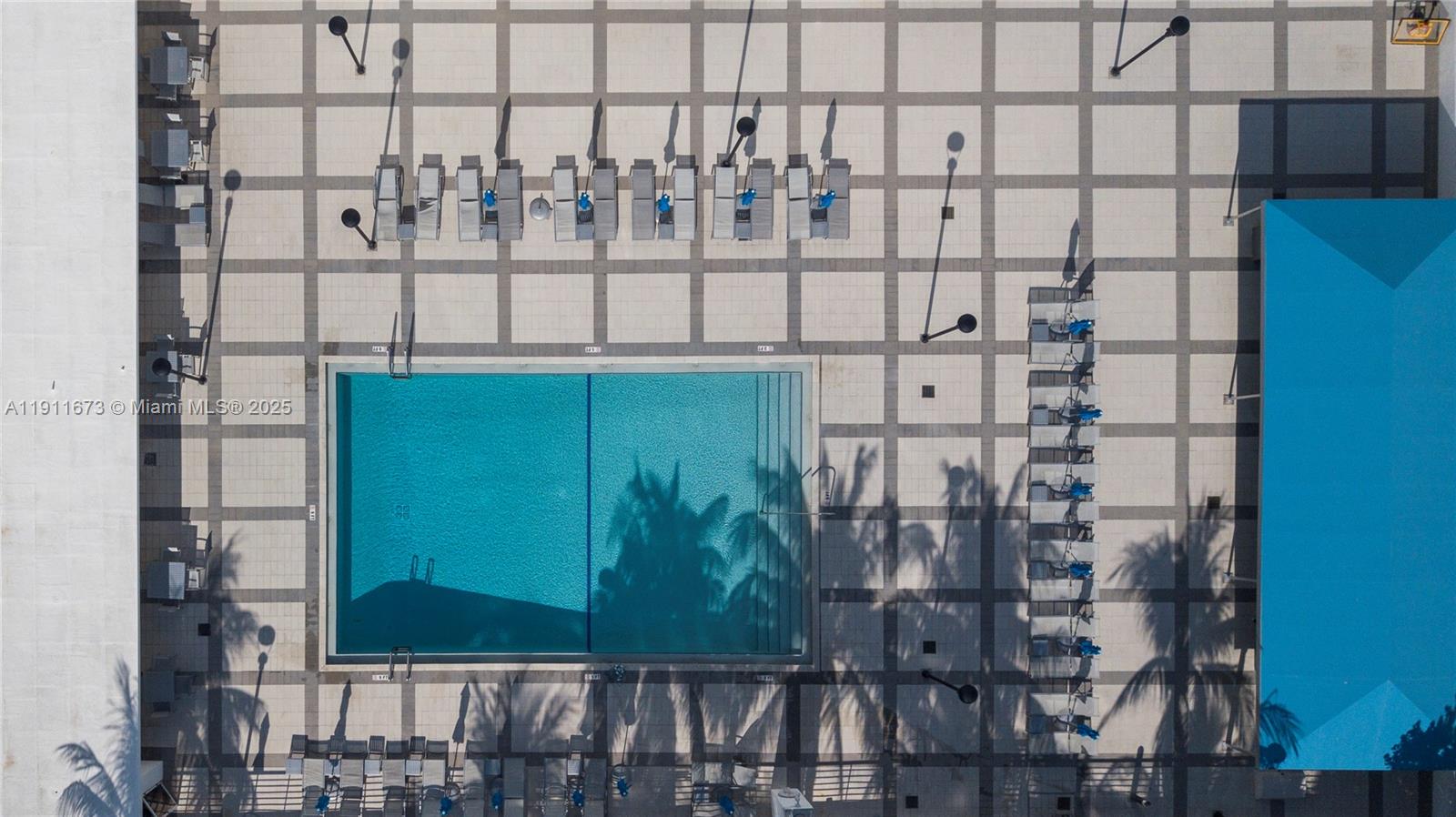 5001 Collins Avenue, Unit PH1 Miami Beach, FL 33140 - Photo 63 of 82 a view of a glass door