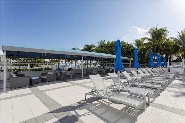 $4,500,000 | 5001 Collins Avenue, Unit PH1, Miami Beach, FL 33140