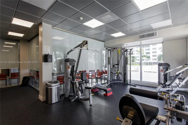 $4,500,000 | 5001 Collins Avenue, Unit PH1, Miami Beach, FL 33140