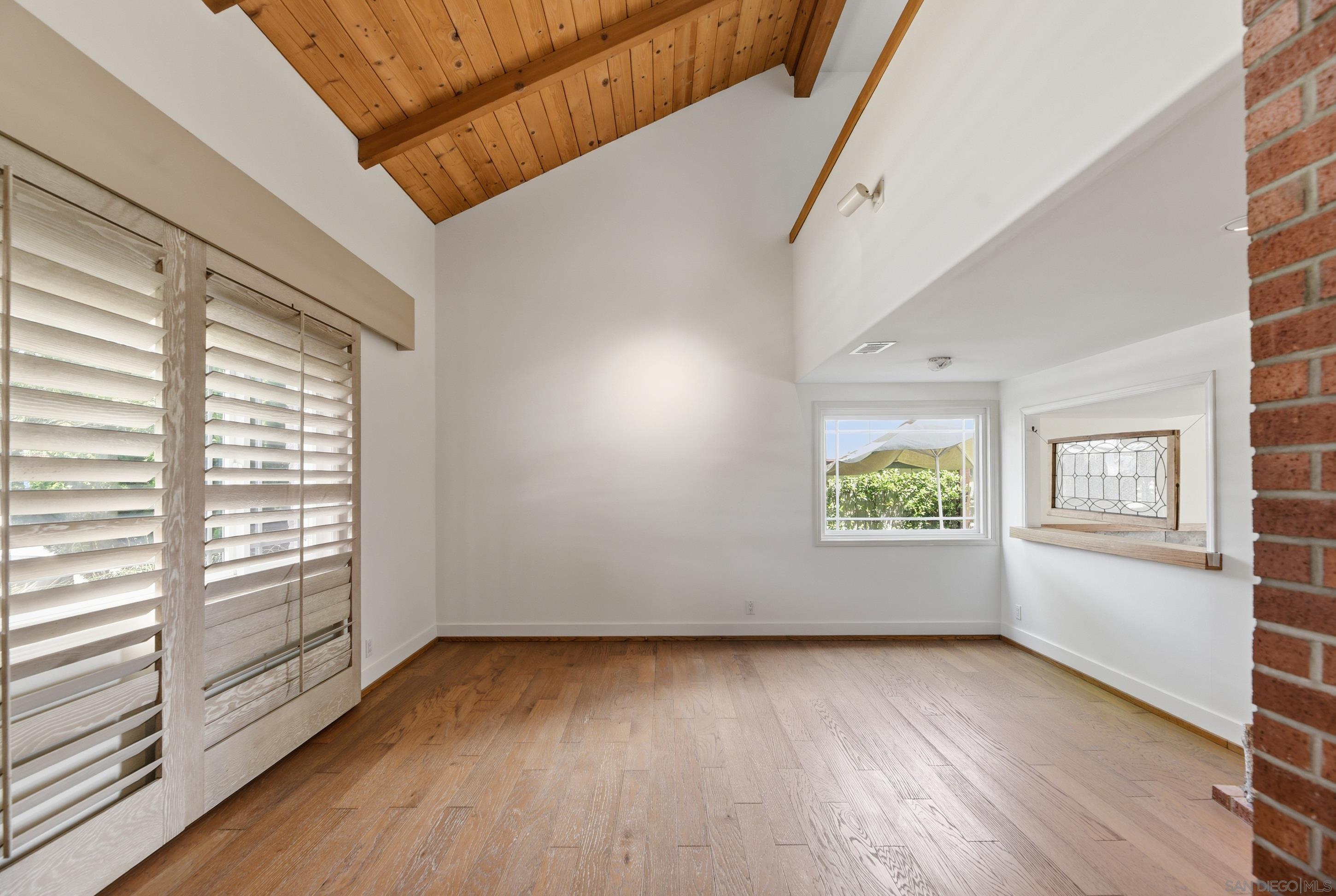 2275 Cameo Road Carlsbad, CA 92008 - Photo 6 of 60