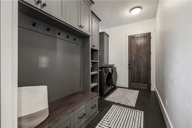 $1,420,000 | 8512 North Booth Avenue, Kansas City, MO 64157