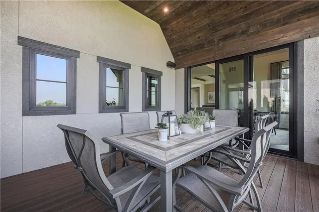 $1,420,000 | 8512 North Booth Avenue, Kansas City, MO 64157