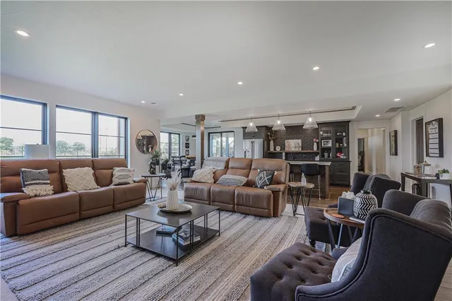 $1,420,000 | 8512 North Booth Avenue, Kansas City, MO 64157