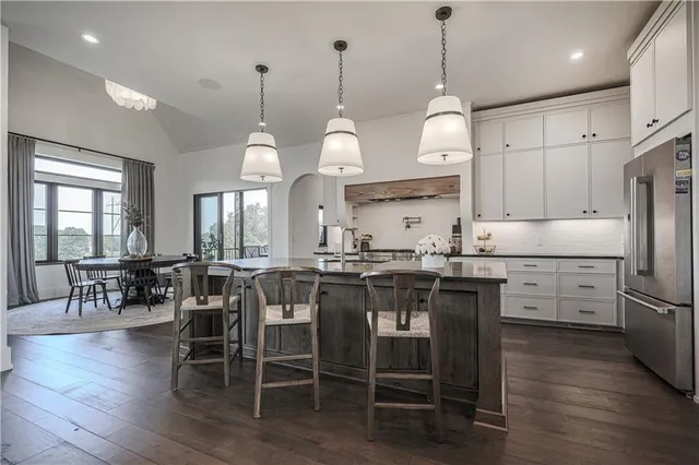 $1,420,000 | 8512 North Booth Avenue, Kansas City, MO 64157