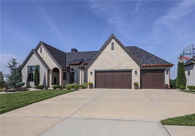 $1,420,000 | 8512 North Booth Avenue, Kansas City, MO 64157